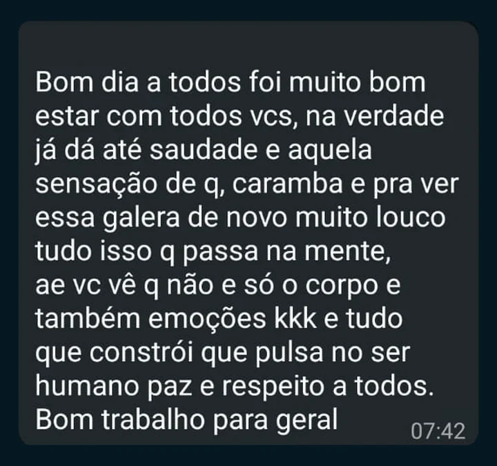 Depoimento de participante, print de WhatsApp sobre a saudade da turma e a percepção de que a vivência envolve o corpo e também as emoções, terminando em “Bom trabalho para geral”
