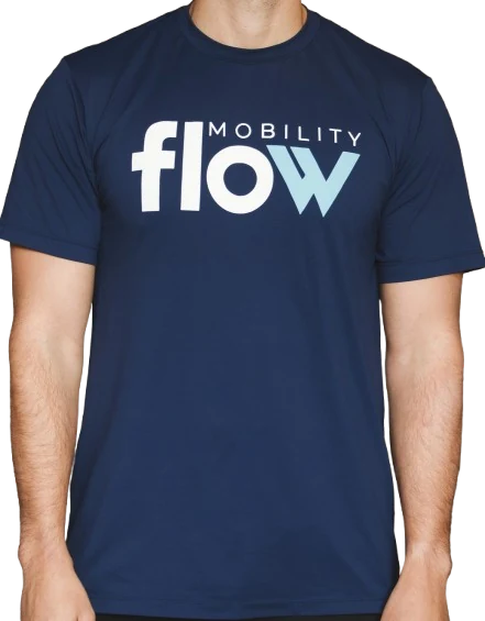 Camiseta Mobility Flow na cor navy, com o símbolo da marca no peito